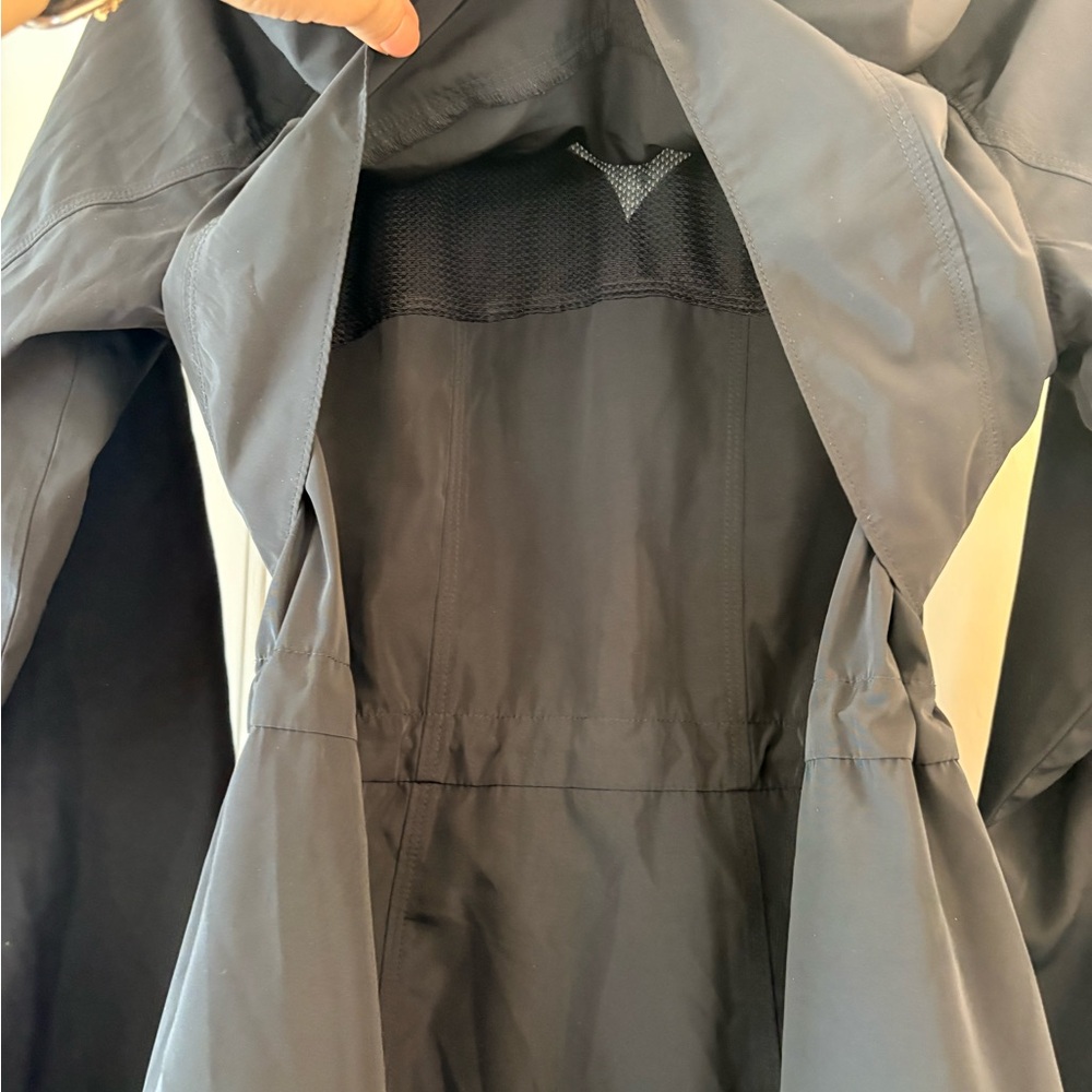 EUC Athleta Rain Jacket - Picture 9 of 10
